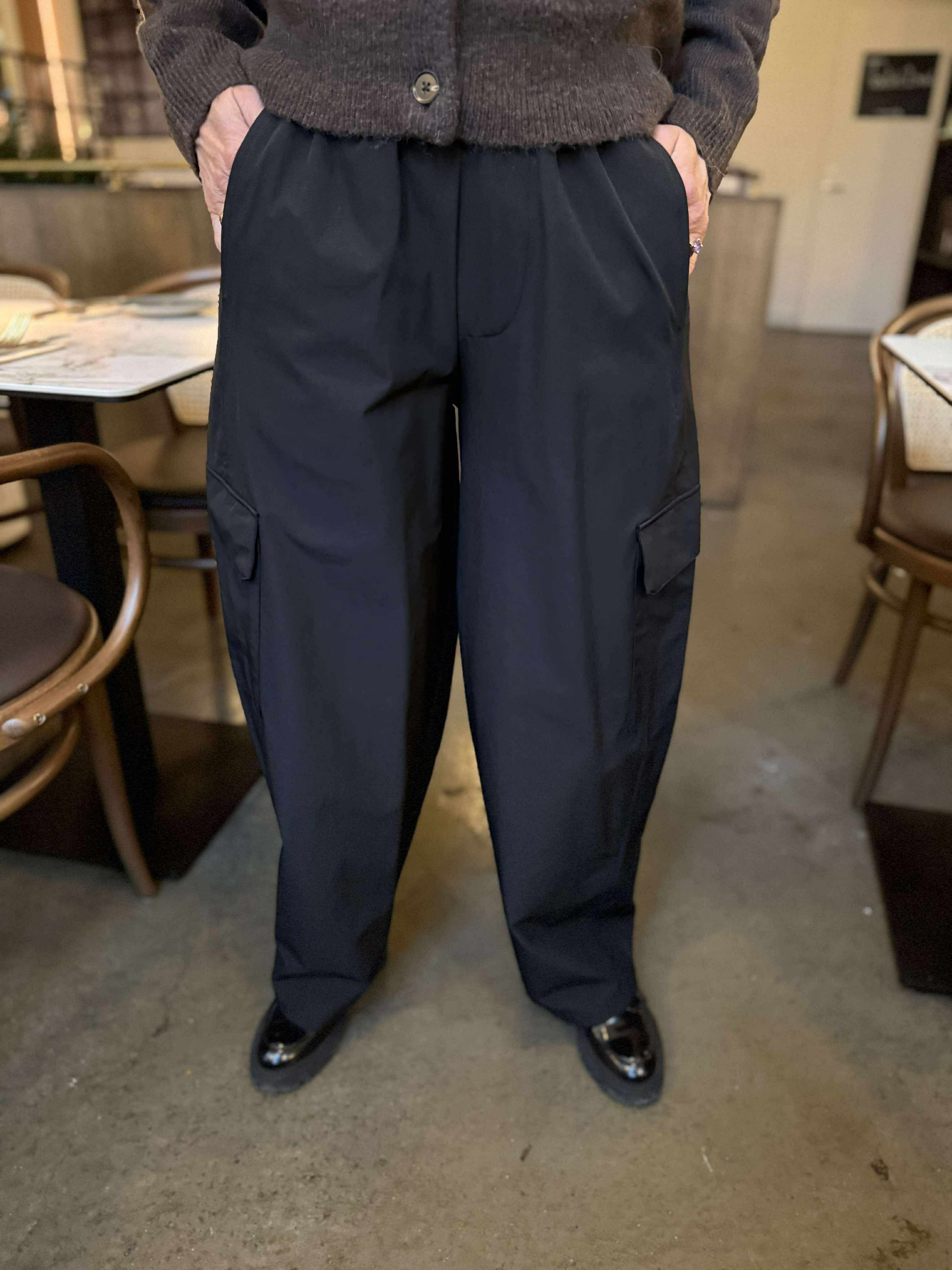 NMKIRBY Cargo Trousers - Black